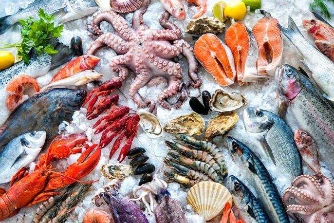 Selected seafood in men's diet for testosterone production