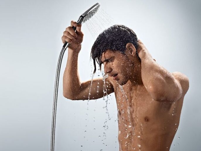 The contrast shower perfectly tones the male body, thereby strengthening potency